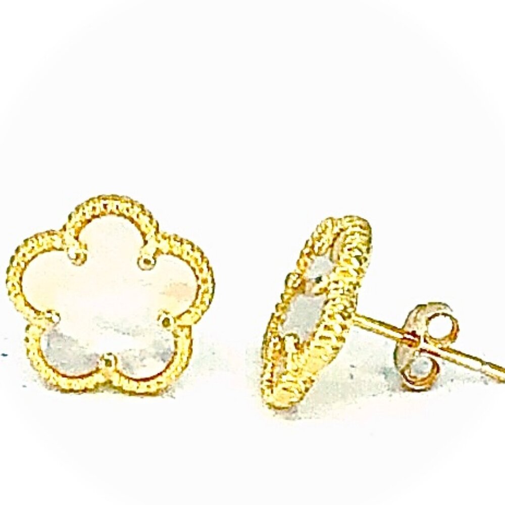 Clover 5 Leave Stud Earrings 18k GP 925 Sterling Silver / Mother of Pearl - Picture 4 of 6